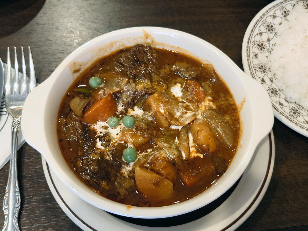 洋食キムラ 花咲町店（隠居亭）「牛すじのシチュー」