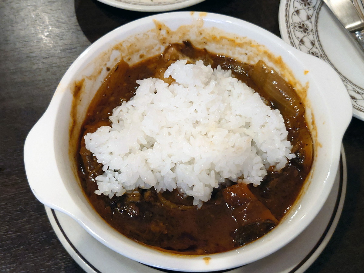 「ごはんにまぜたい」がコンセプトなのでシチューにごはんをどぼん