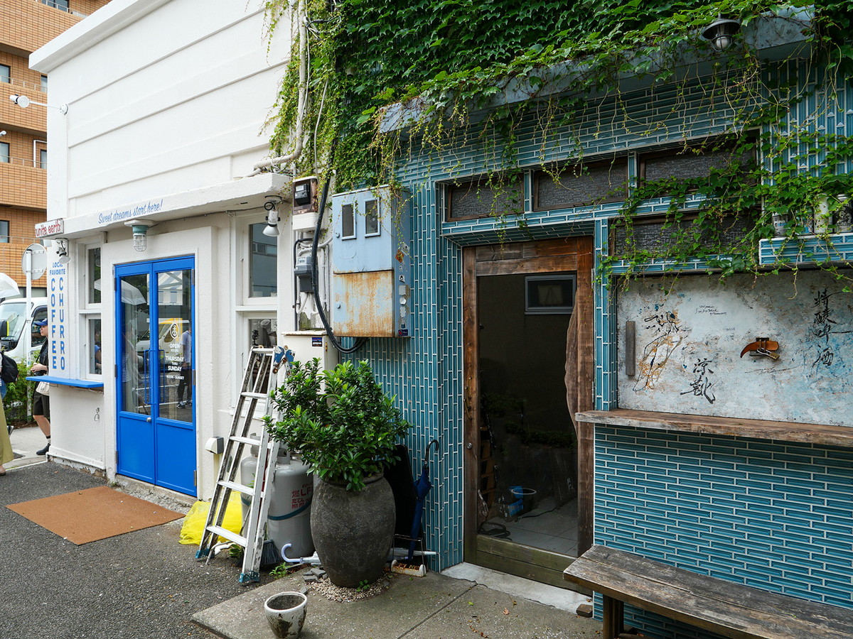 アイスチュロス専門店「Gold Chillin’」と「SDN yokohama」