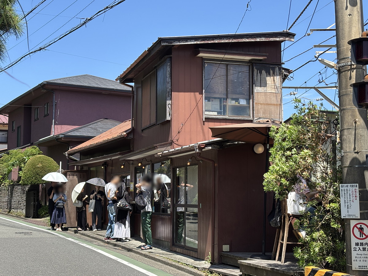 行列の絶えない、ヨリドコロ稲村ヶ崎