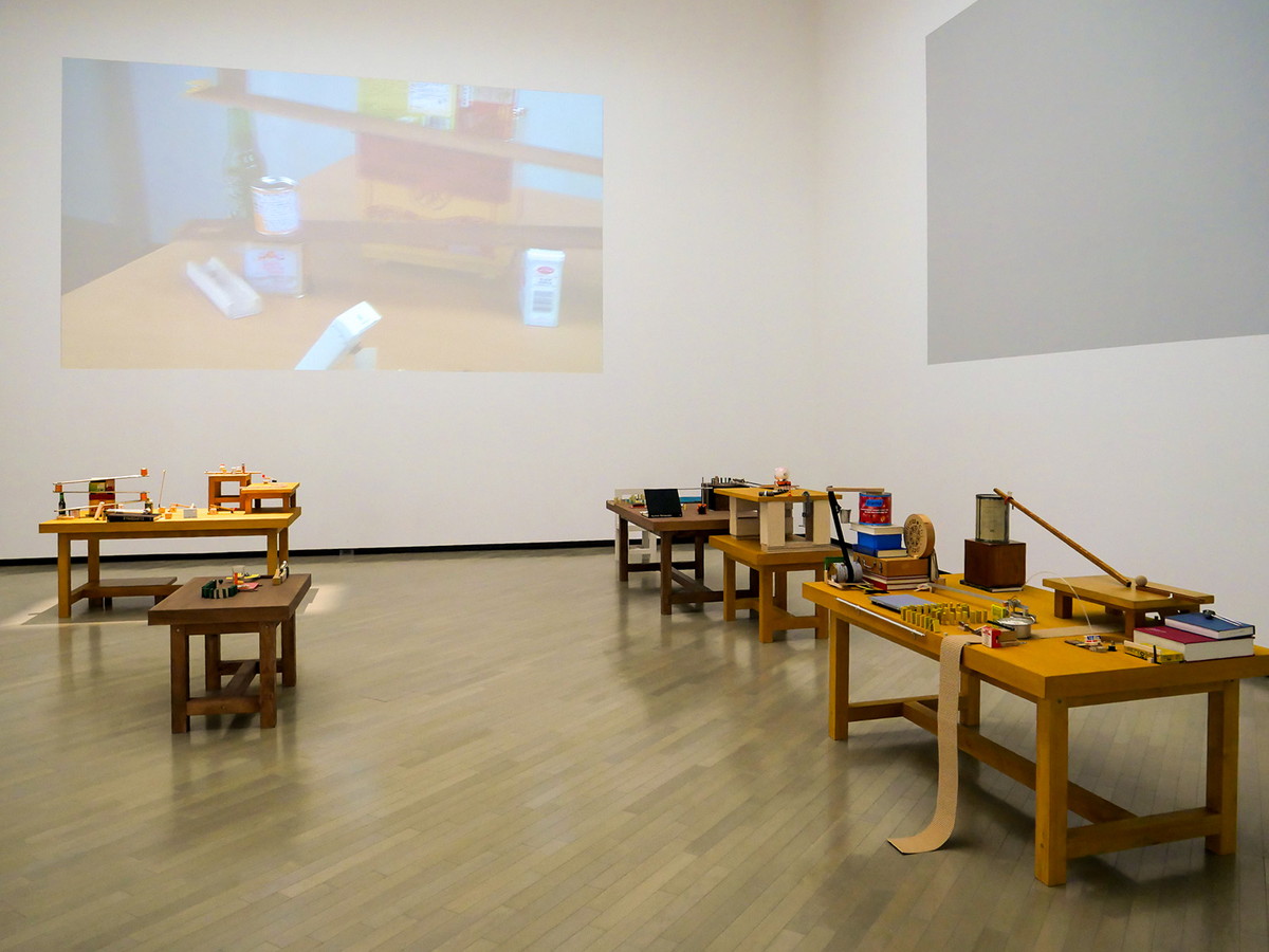 「ピタゴラ装置」の現物（4台）も特別展示
