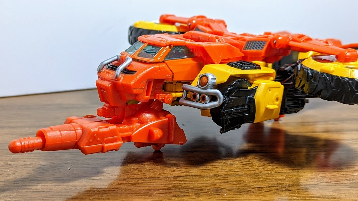 トランスフォーマー　ジェネレーションズ　サンドストーム　TG-29 Amazon.co.jp: トランスフォーマー TFジェネレーションズ TG-29