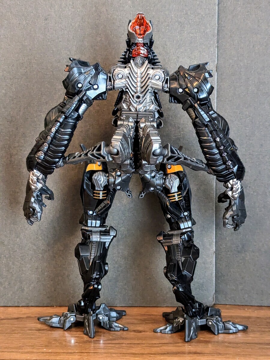 トランスフォーマースタジオシリーズ SS-100 フォーレン (2023) - 変圧