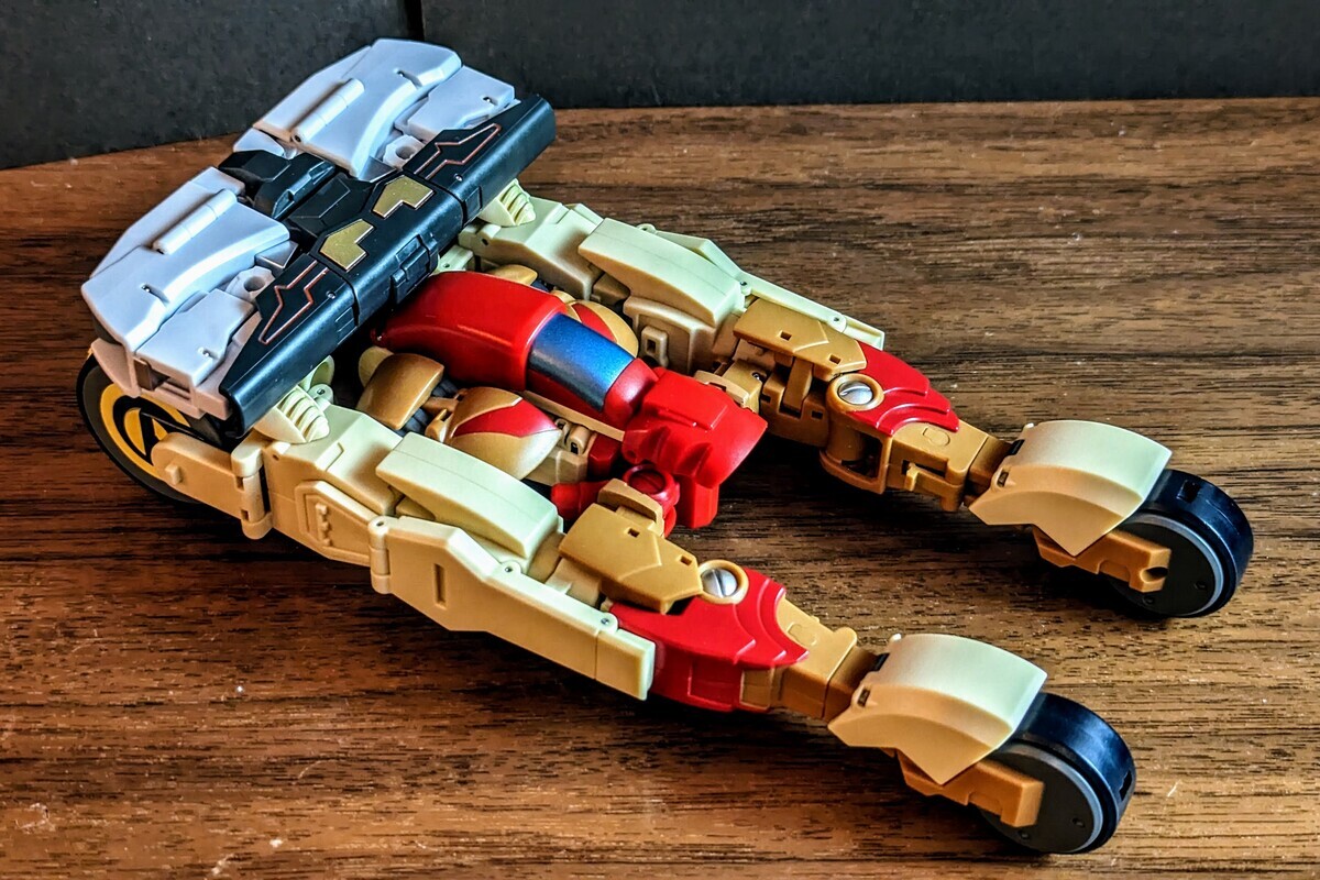 MasterMind Creation REFORMATTED R-45 Mnemo & Motif (2021) - 変圧器たち