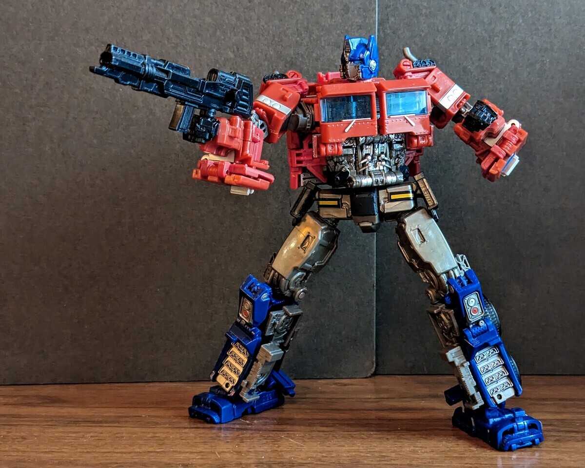 トランスフォーマー　スタジオシリーズ　SS-30 オプティマスプライム レビュー：TFスタジオシリーズ SS-30 オプティマスプライム