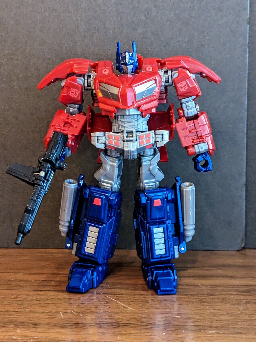 Transformers: Generations Cybertronian Optimus Prime (2010