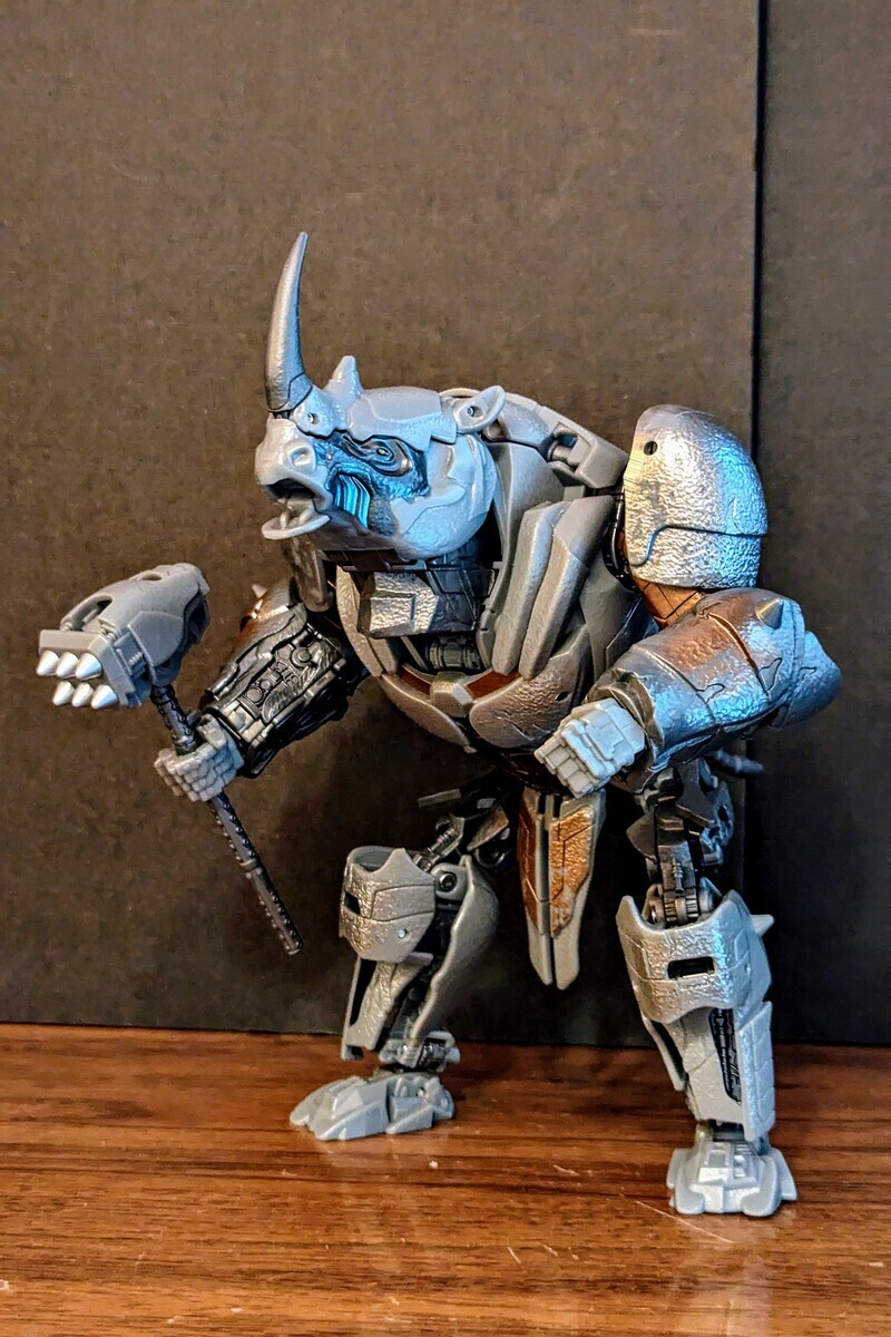 トランスフォーマー スタジオシリーズ SS-113 ライノックス