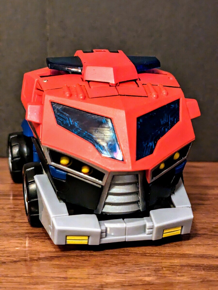 Transformers Animated Voyager Class Outimus Prime - 変圧器たち Transformers Animated Voyager Class Outimus Prime - 変圧器たち