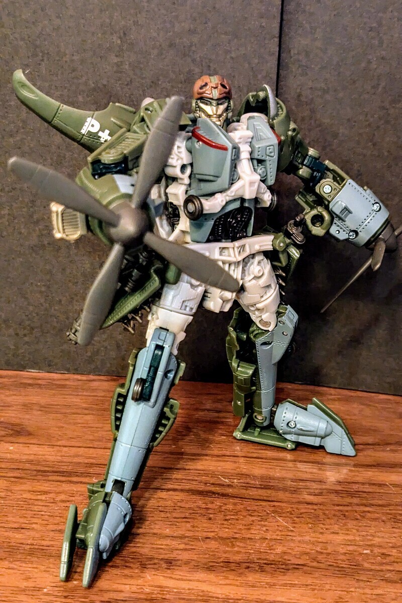トランスフォーマー オートボットアライアンス AA-11 ハイブロウ