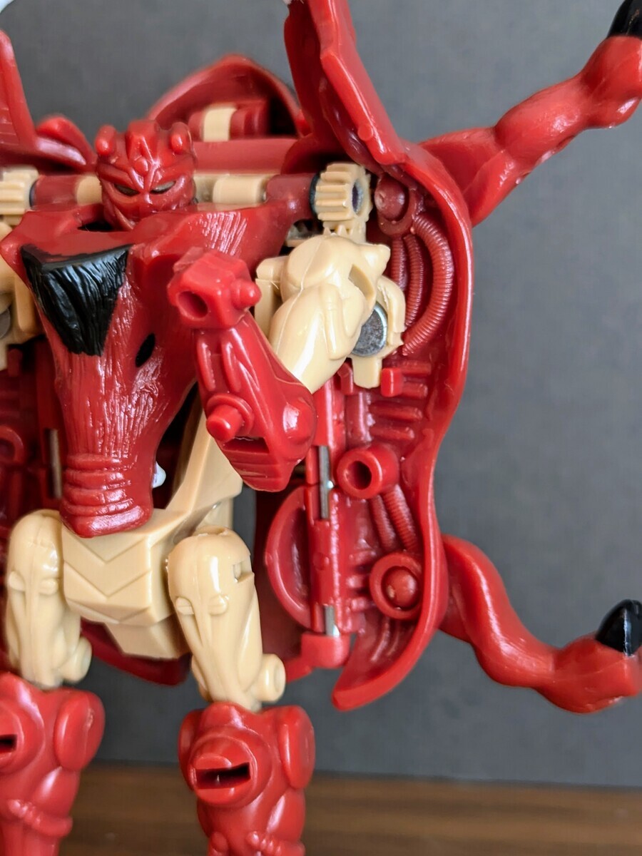 Beast Wars: Transformers Razorbeast (1996) - 変圧器たち