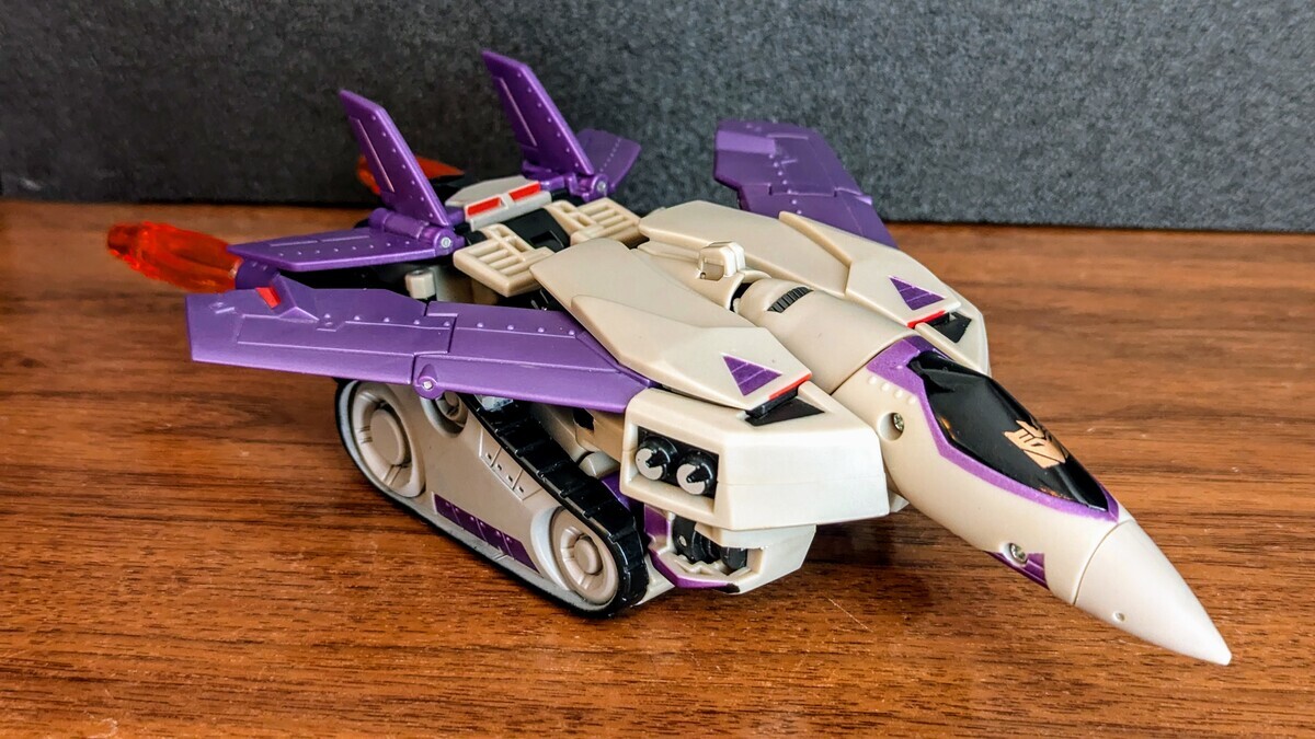 TransFormers Animated Blitzwing (2008) - 変圧器たち
