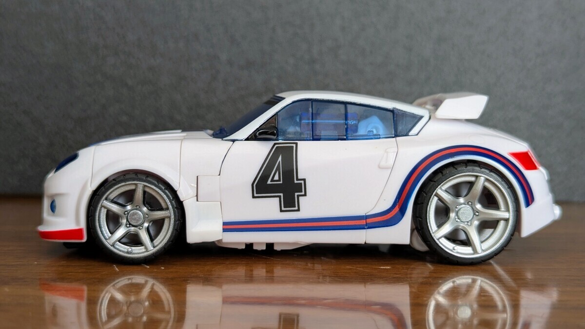 トランスフォーマー ユナイテッド UN-12 オートボットジャズ (2011