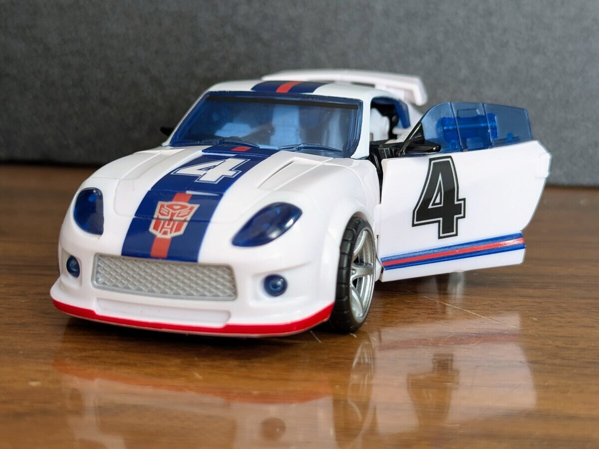 トランスフォーマー ユナイテッド UN-12 オートボットジャズ (2011