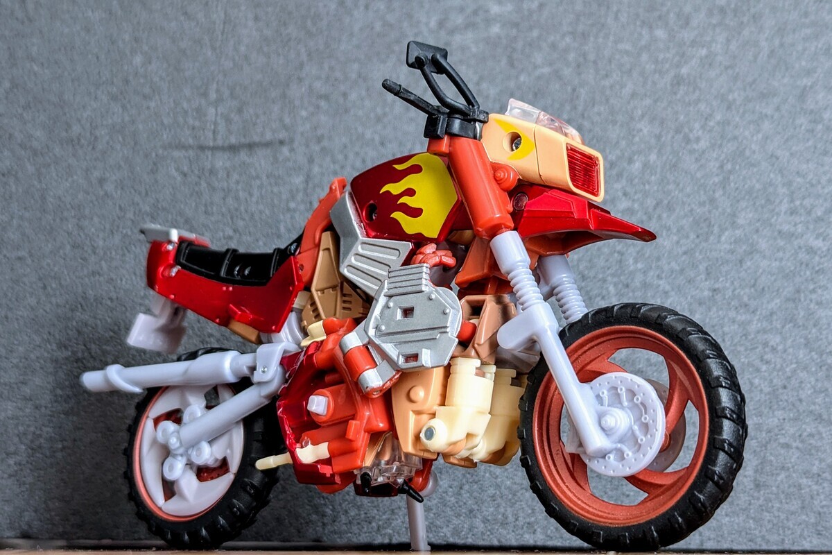 トランスフォーマーユナイテッド UN-18 レックガー (2011