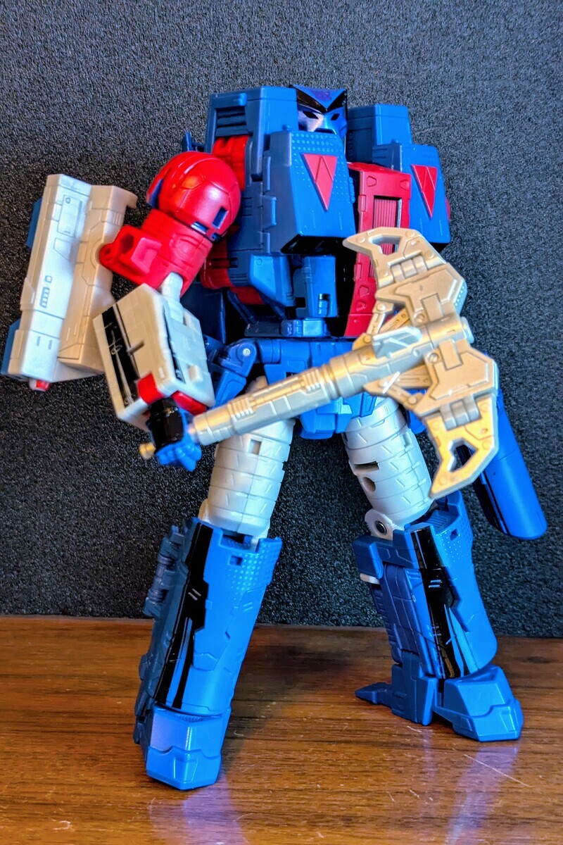Transformers Generations Comic Edition Decepticon Straxus