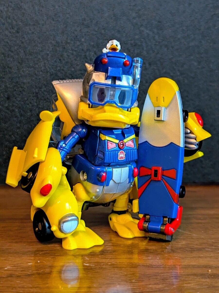トランスフォーマー ディズニーレーベル ドナルドダックホリデー