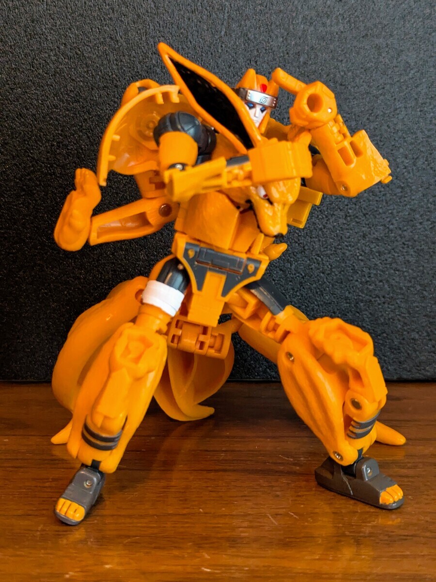 Transformers Collaborative NARUTO SHIPPUDEN x Transformers Kurama