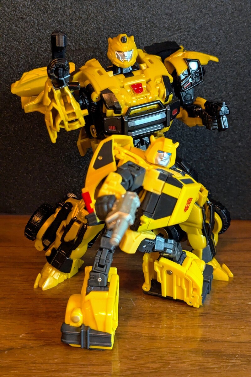 TRANSFORMERS REACTIVATE バンブルビー＆スタースクリーム