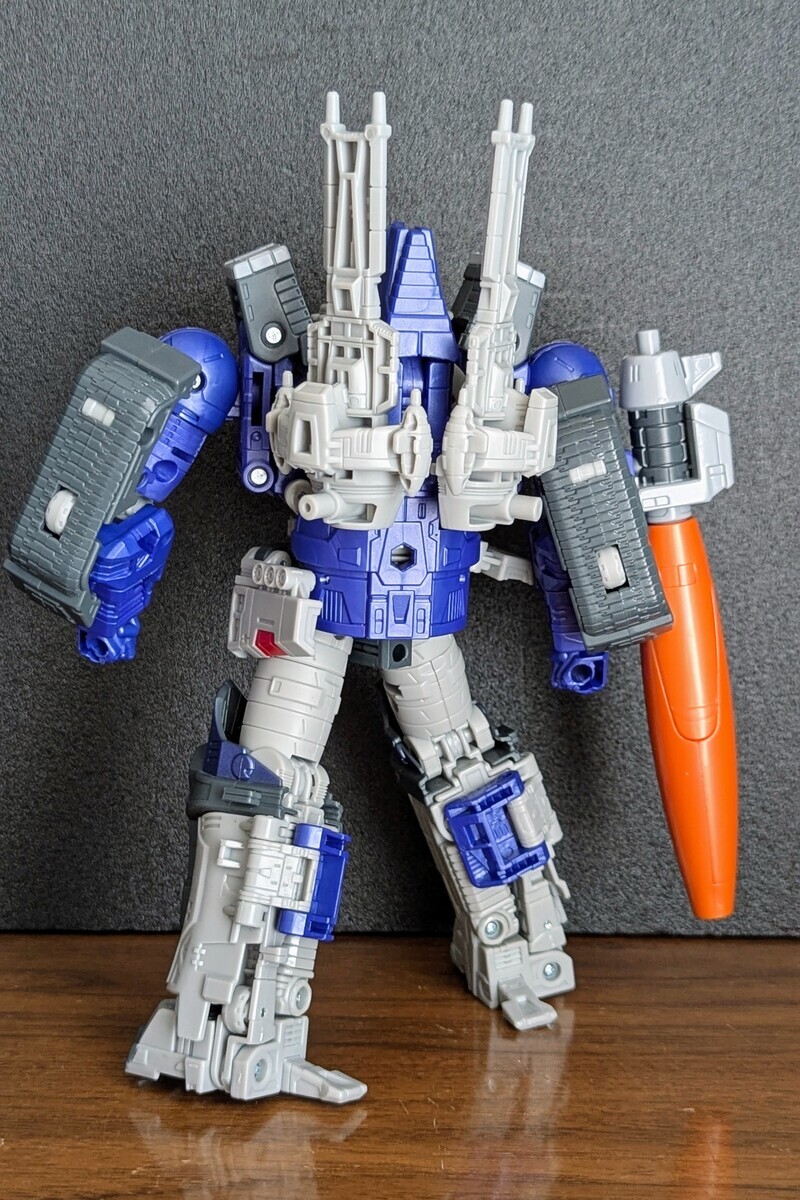 新品　トランスフォーマー スタジオシリーズ ガルバトロン SS-145 Amazon.co.jp: トランスフォーマー SS-145 ガルバトロン : おもちゃ