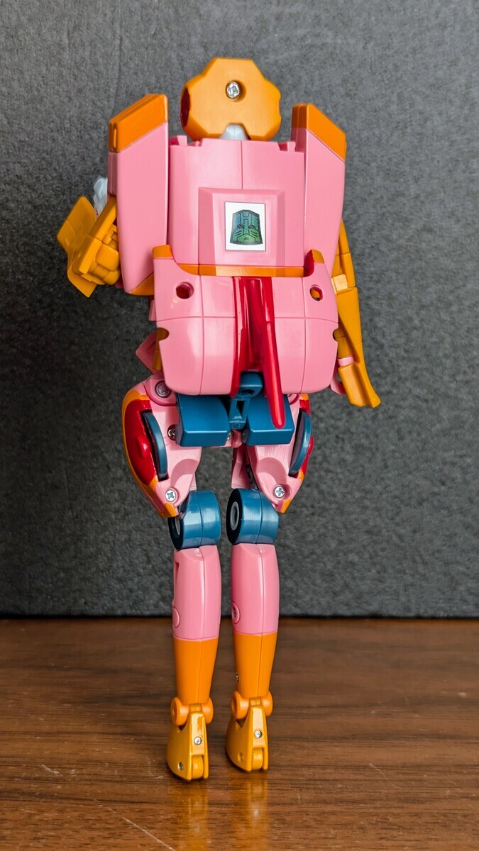 トランスフォーマー ミッシングリンク C-07 アーシー（プロトタイプ