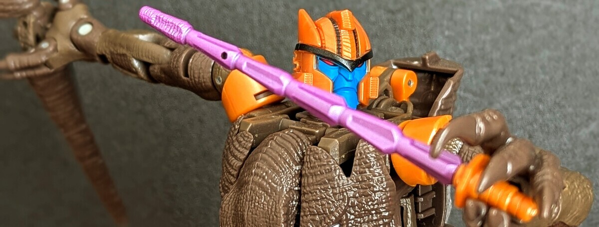 トランスフォーマー キングダム KD-08 ダイノボット (2021) - 変圧器たち