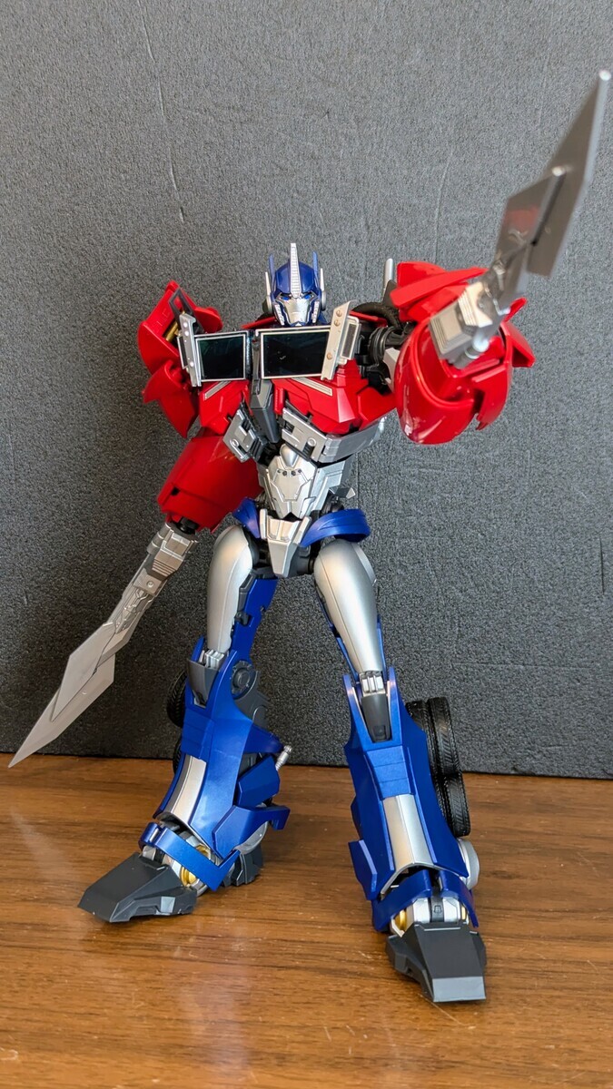 完成！ Blokees Transformers Action Edition 06 Optimus Prime