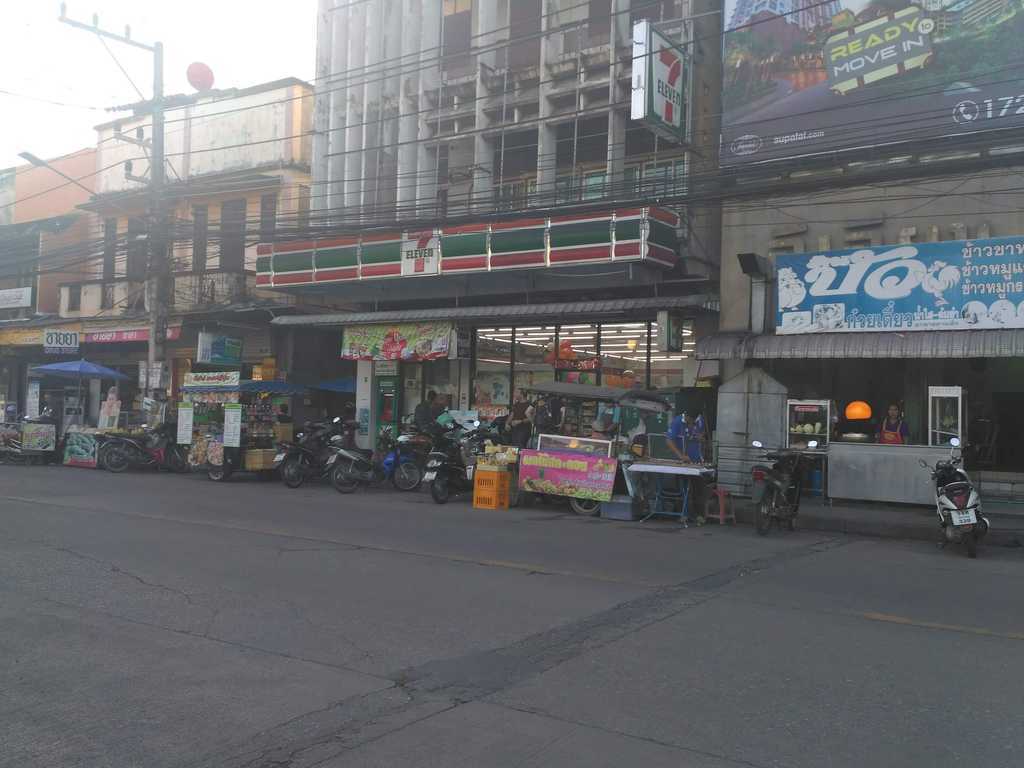 f:id:trvlr:20190106103534j:plain f:id:trvlr:20190106103534j:plain