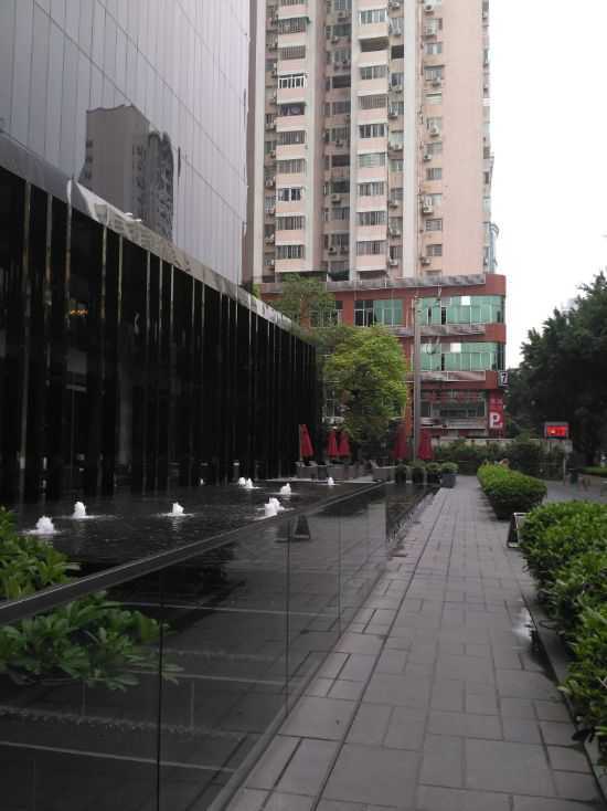 f:id:trvlr:20190418193848j:plain f:id:trvlr:20190418193848j:plain