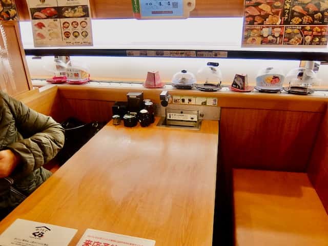 無添くら寿司 横浜新山下店 で人気のお寿司を食べてきた ゴリ課長の横浜グルメ