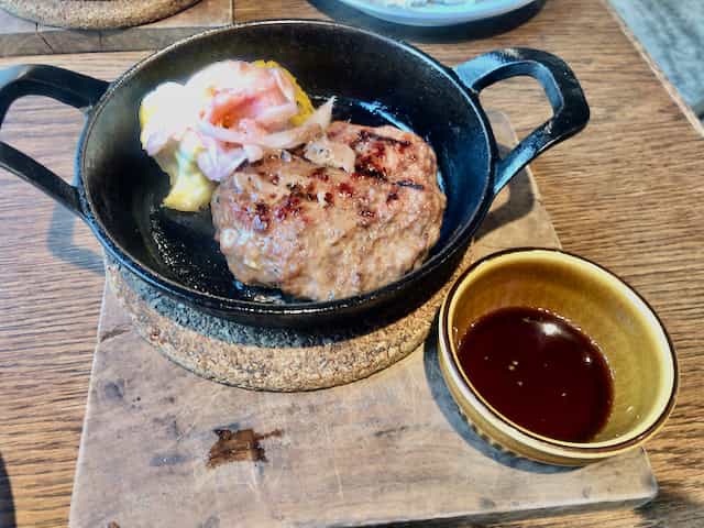 花咲ブッチャーズストアの肉は安くてうまい ランチのハンバーグが特にオススメです ゴリ課長の横浜グルメ