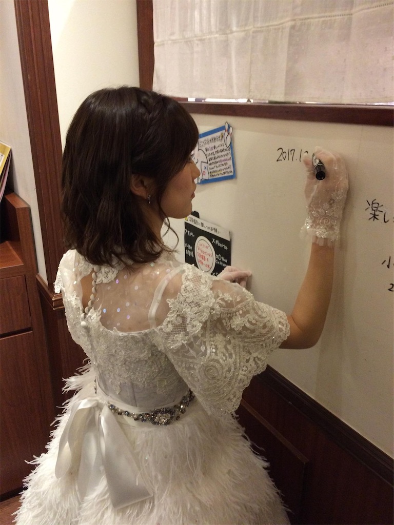 AKB48メンバーの卒業ドレス（2017〜一部） - うわの空病