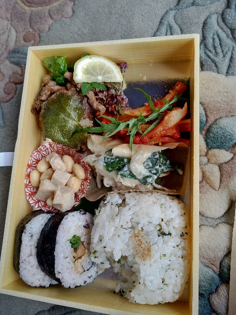 f:id:tsubakidoh:20180412214041j:plain f:id:tsubakidoh:20180412214041j:plain