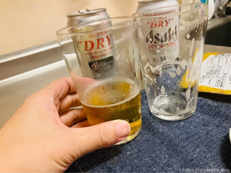 スーパードライで酒を覚えた私がクリスタルはどう違うのか飲み比べてみた