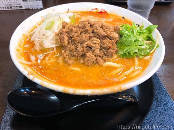 小千谷 暁天（きょうてん）さんの担々麺は見た目以上に食べやすいっ！