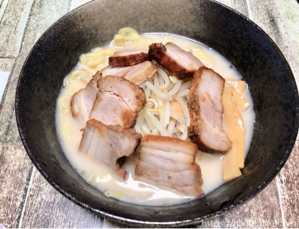 越後製菓の生麺で超本格的ラーメン！失敗しないコツは「少なめ」と「早め」