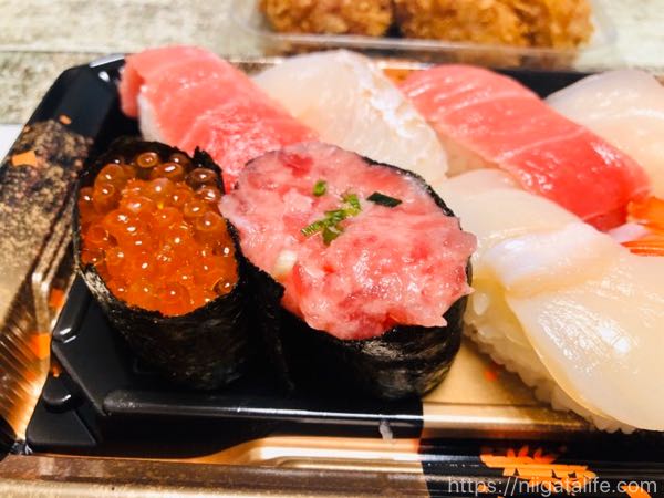 角上魚類の贅沢寿司！