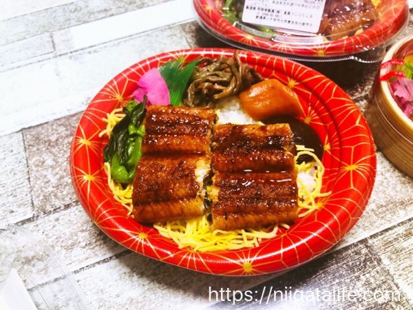 【激辛発売！】柿の種オイル漬けにんにくラー油