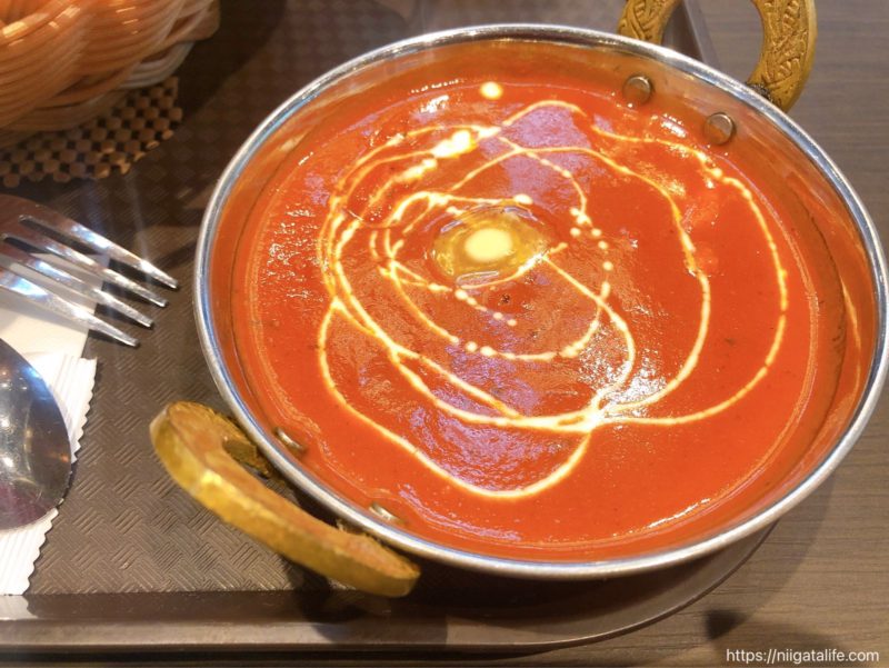 おすすめはバターチキンカレー!インドレストランミラージュ