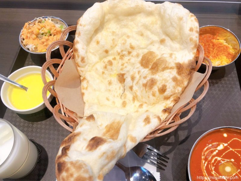 おすすめはバターチキンカレー!インドレストランミラージュ