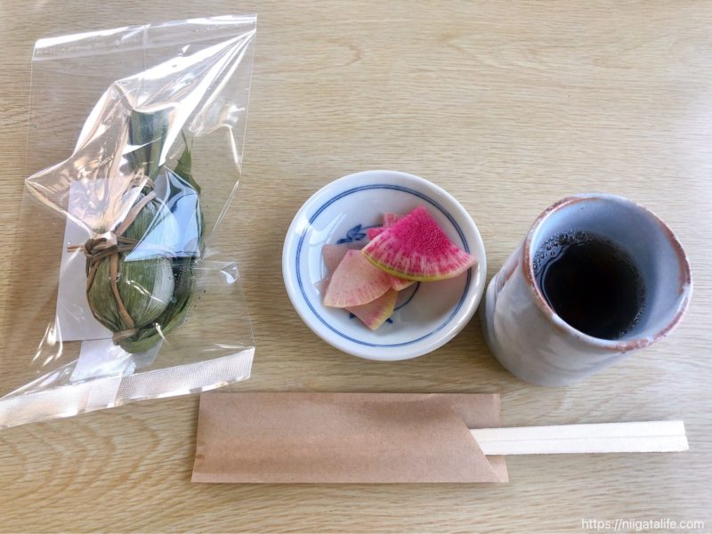 道の駅いりひろせ 湖上レストラン鏡ヶ池で美味しい山菜そばを食べました