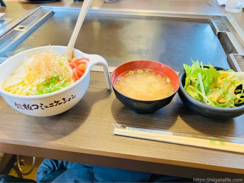道とん堀のランチが安い！熱々もんじゃとハンバーグ