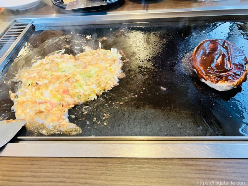 道とん堀のランチが安い！熱々もんじゃとハンバーグ