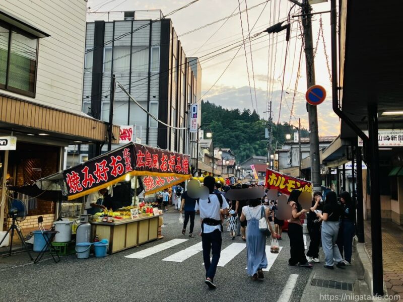 栃尾のうま市で夕涼み
