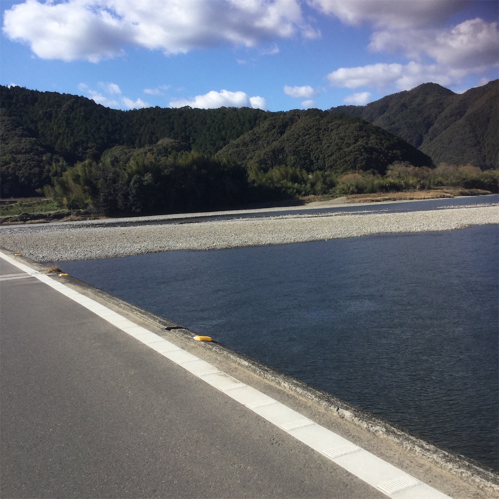 f:id:tsumetaimizuburo:20181230224950j:image f:id:tsumetaimizuburo:20181230224950j:image