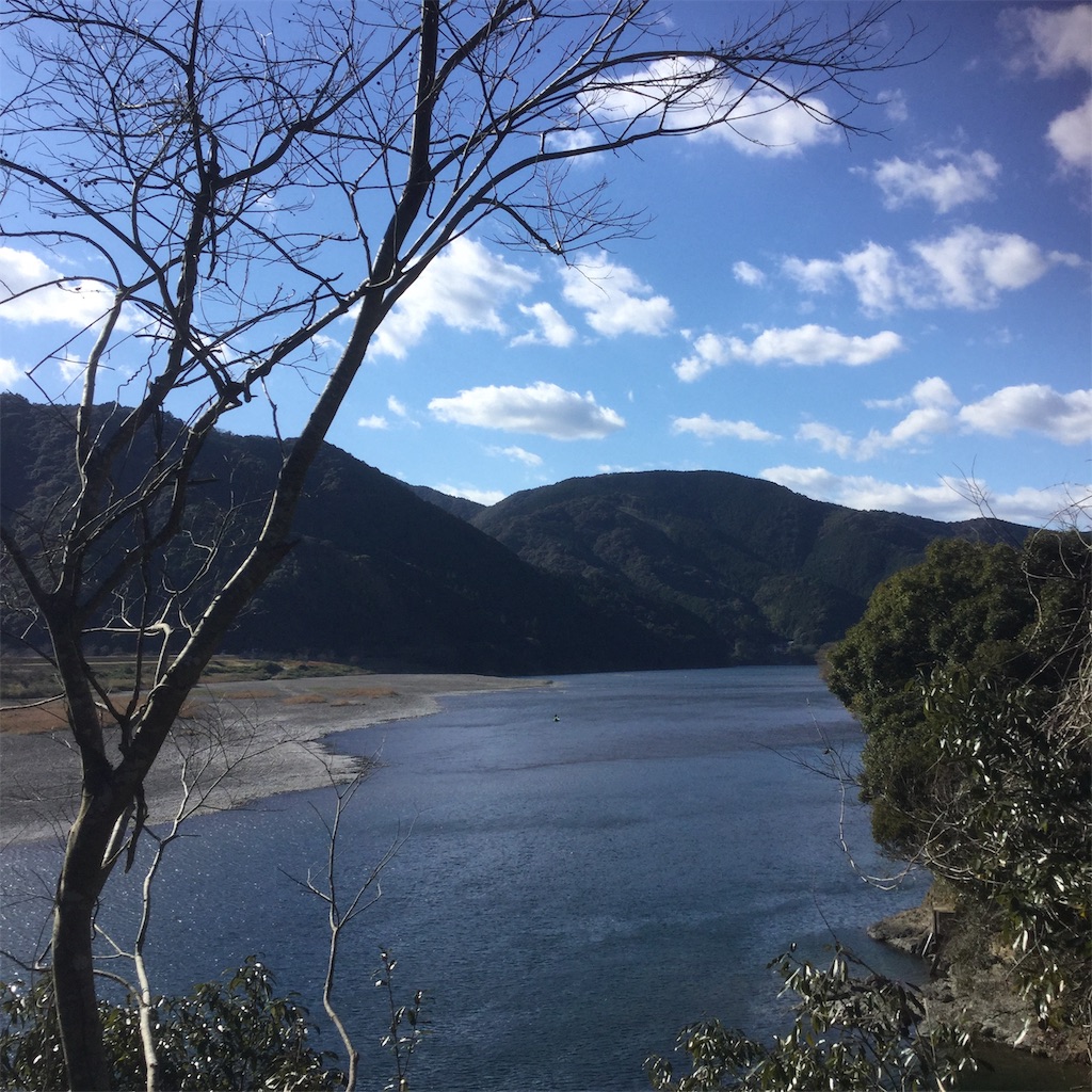 f:id:tsumetaimizuburo:20181230231129j:image f:id:tsumetaimizuburo:20181230231129j:image