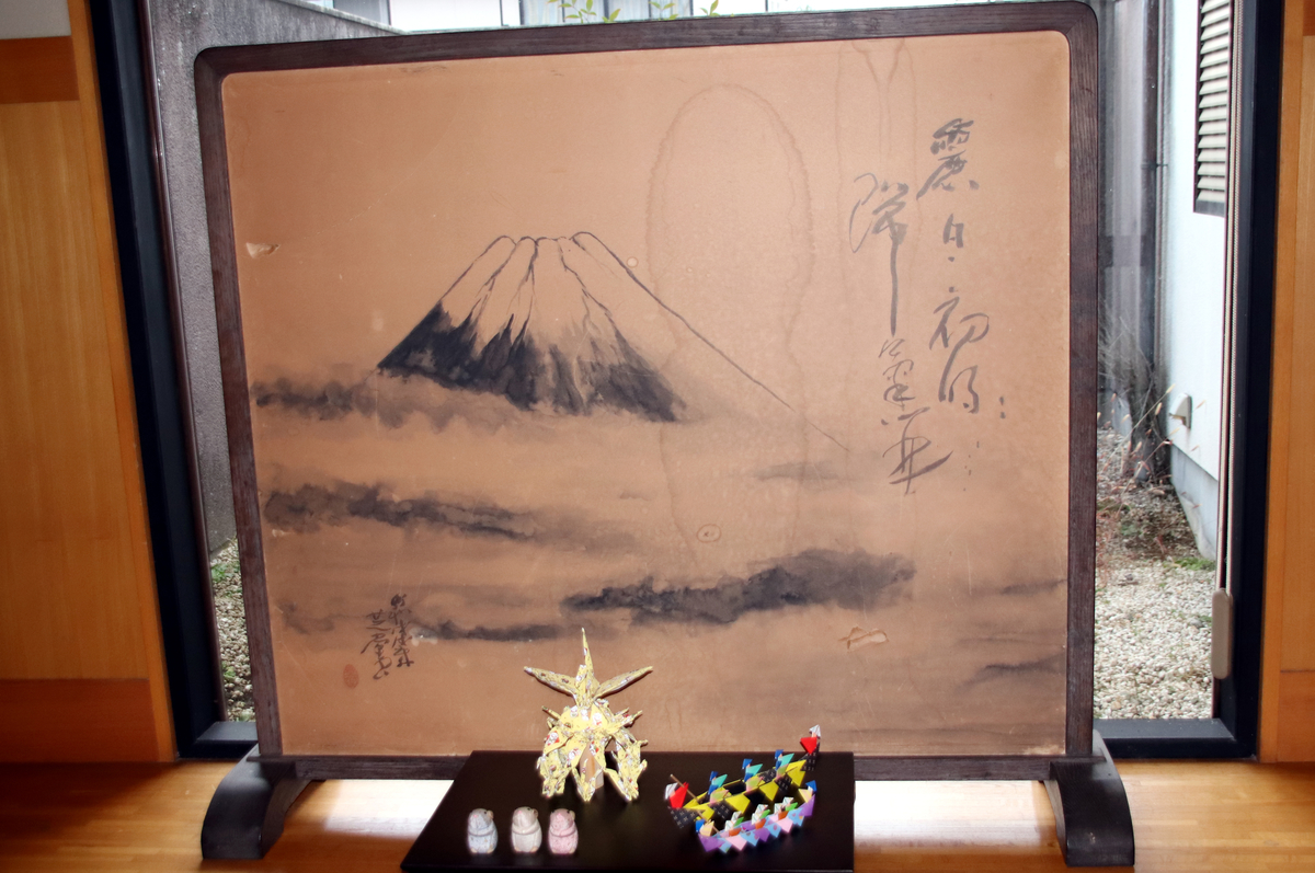 f:id:tsushimaderaterameguri:20191229161244j:plain f:id:tsushimaderaterameguri:20191229161244j:plain