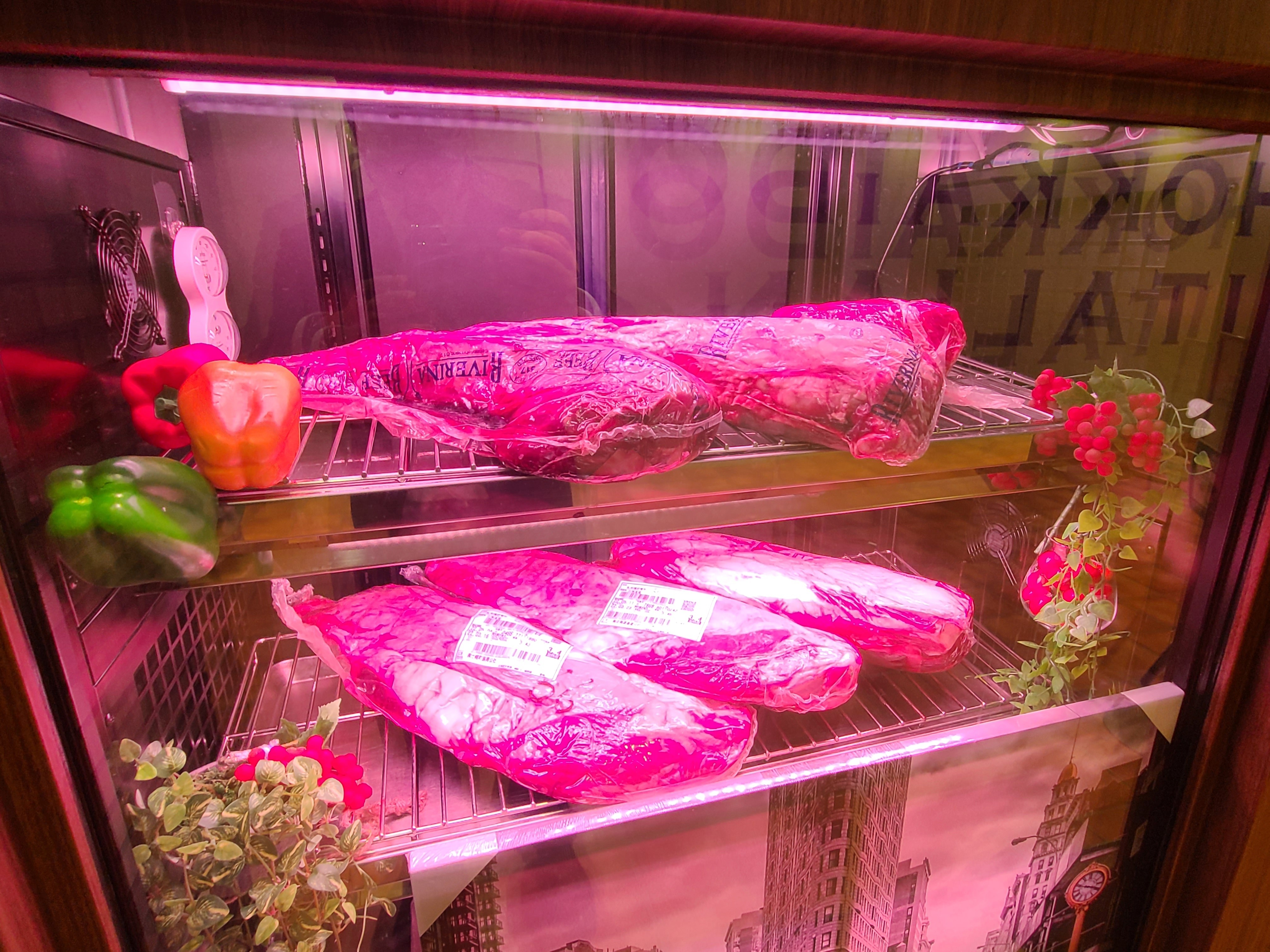 オールドマンハッタン＠池袋】Tボーンステーキが半額!!月曜日限定のT