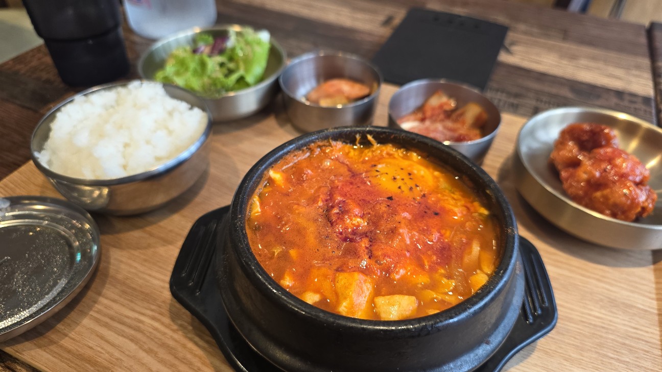 ソウルアジェ＠門前仲町】韓国料理ランチが楽しめる韓国料理居酒屋【純