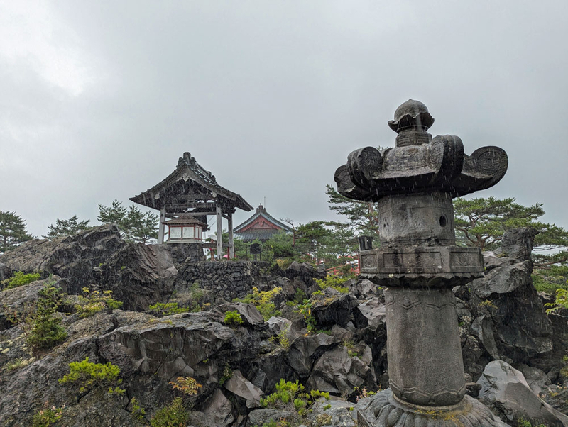 軽井沢の旅〈3〉鬼押出し園＆ルオムの森でランチ - HAPPY DAYS