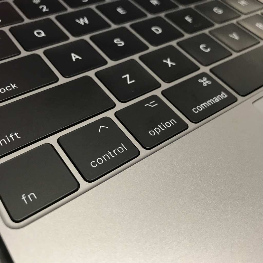 2017 新型MacBookの特盛りを初日に買ってみた - つぐのブログ
